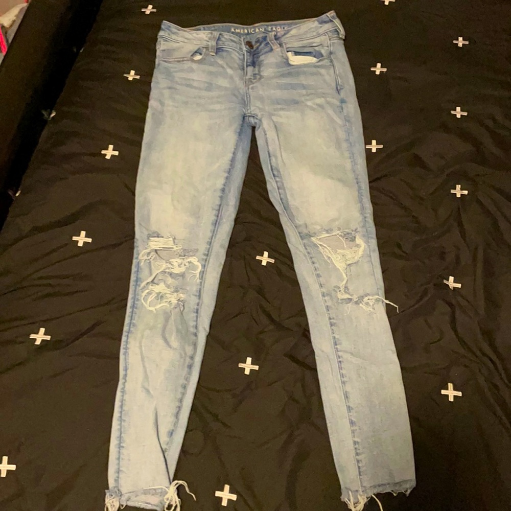 Skinny ripped jeans
